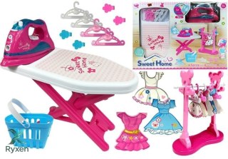 Różowe Żelazko Zestaw do Prasowania Deska Wieszaki LEAN TOYS