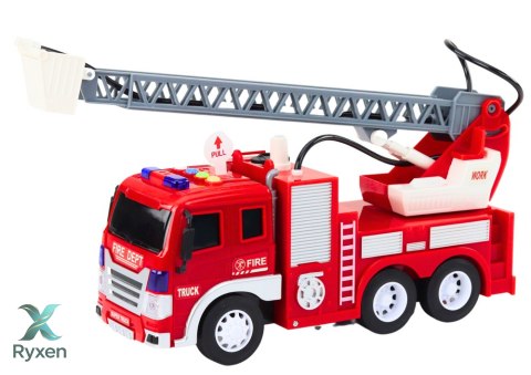 Wóz Strażacki Z Wysięgnikiem 1:16 Światła Dźwięki Woda Napęd Czerwony LEAN TOYS