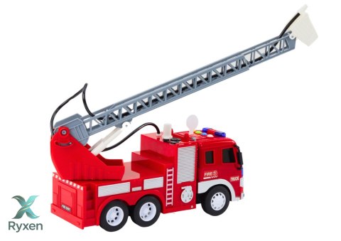 Wóz Strażacki Z Wysięgnikiem 1:16 Światła Dźwięki Woda Napęd Czerwony LEAN TOYS