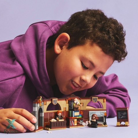 Klocki harry potter 76442 zamek hogwart: zajęcia z zaklęć i uroków LEGO