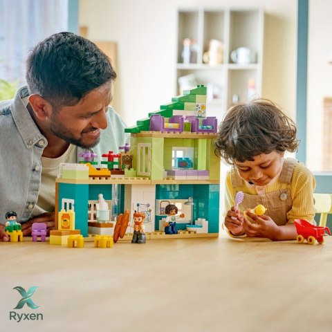 Klocki duplo 10470 nowoczesny dom rodzinny 3 w 1 z figurkami LEGO