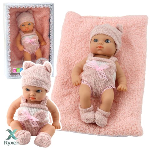 Lalka Bobas Niemowlak Z Kocykiem Biało-Różowe Ubranko Czapeczka 18 cm LEAN TOYS