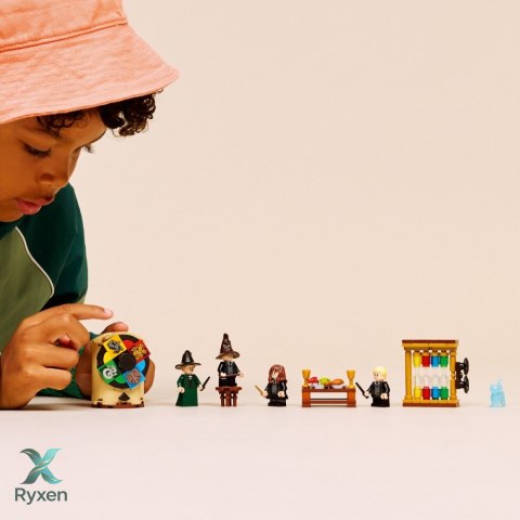 Klocki harry potter 76460 zamek hogwart: ceremonia przydziału LEGO