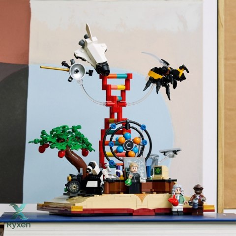 Klocki ideas 21355 ewolucja przedmiotów ścisłych LEGO