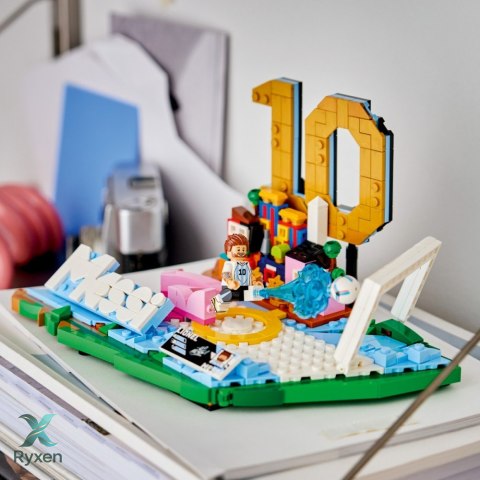 Klocki editions 43011 lionel messi - piłkarskie momenty LEGO