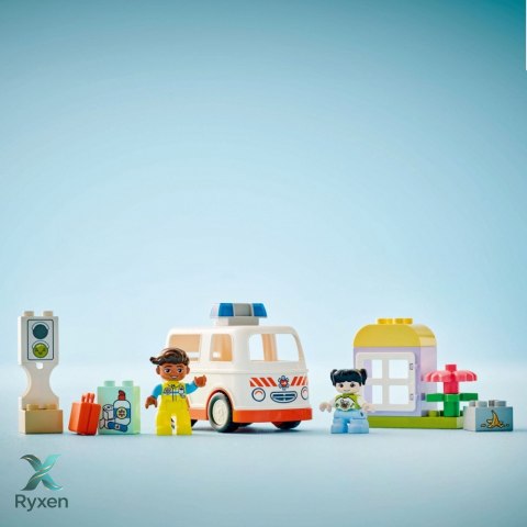 Klocki duplo 10447 karetka z kierowcą LEGO