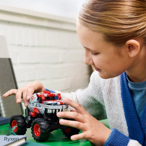 Klocki technic 42200 monster jam thunderroarus z napędem typu pull-back LEGO