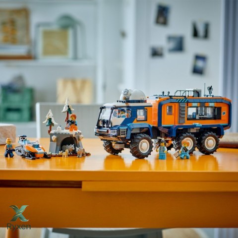 Klocki city 60471 ciężarówka z laboratorium arktycznej odkrywczyni LEGO