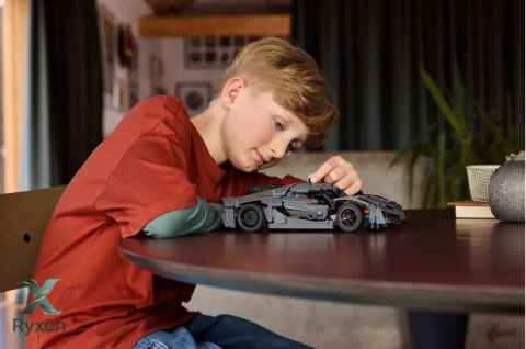 Klocki technic 42173 szary hipersamochód koenigsegg jesko absolut LEGO