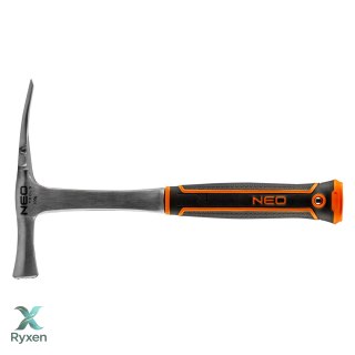 Młotek murarski (szeroki, berliński) 600 g, monolityczna konstrukcja NEO TOOLS