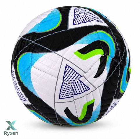 Piłka Nożna Treningowa Do Nogi Na Trawę Boisko Czarno-Niebieska 22cm r.5