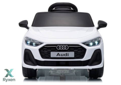 Pojazd Na Akumulator Audi A5L HL788 Biały