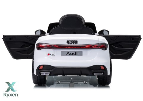 Pojazd Na Akumulator Audi A5L HL788 Biały