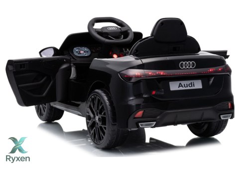 Pojazd Na Akumulator Audi A5L HL788 Czarny