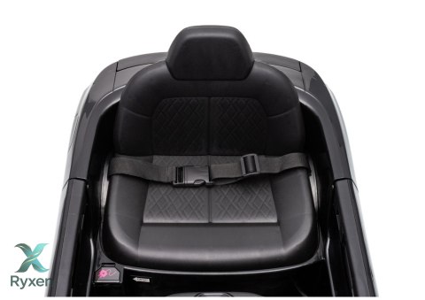 Pojazd Na Akumulator Audi A5L HL788 Czarny