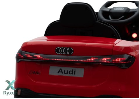 Pojazd Na Akumulator Audi A5L HL788 Czerwony
