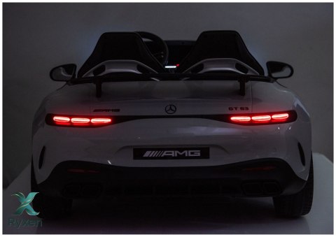 Pojazd Na Akumulator Mercedes AMG DK-GT63 24V Jasnoszary