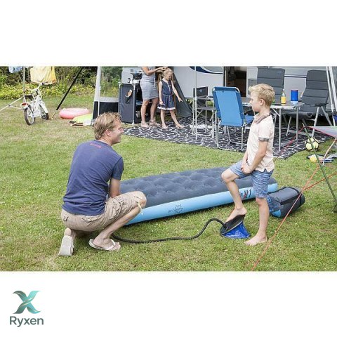 Pompka nożna 5L z 2 końcówkami Bo Camp