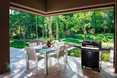Grill gazowy stacjonarny CADAC STRATOS 4 CZARNY CADAC