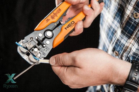 Automatyczny ściągacz izolacji 205 mm, czołowy NEO TOOLS