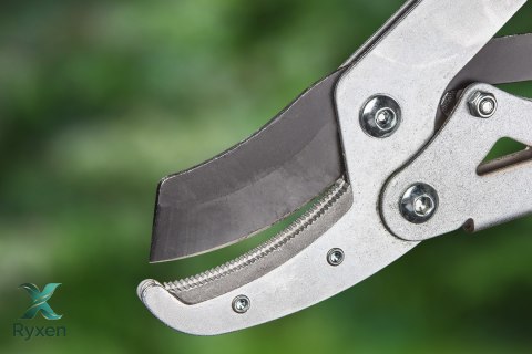 Sekator do gałęzi kowadełkowy teleskopowy 670 mm, średnica cięcia 45 mm, uchwyty aluminiowe VERTO