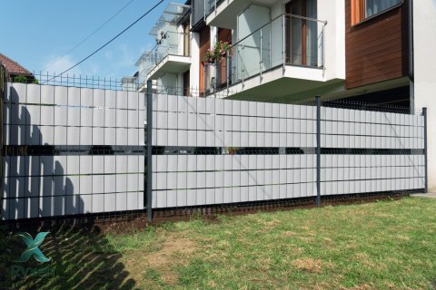 Taśma ogrodzeniowa ROLKA 26mb BASIC 19cm PROTECTO™ SZARA PROTECTO