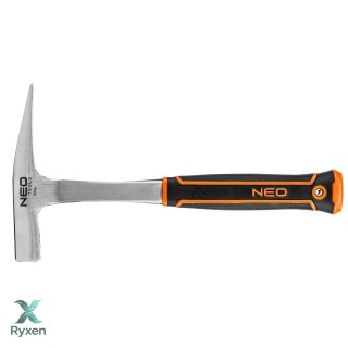 Młotek murarski (wąski, reński) 600 g, monolityczna konstrukcja NEO TOOLS