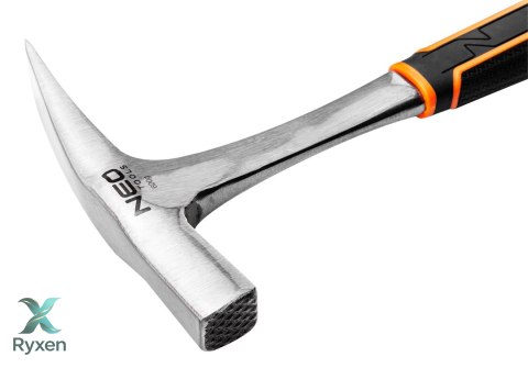 Młotek murarski (wąski, reński) 600 g, monolityczna konstrukcja NEO TOOLS