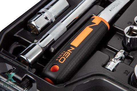 Zestaw kluczy nasadowych 1/2", 1/4", 82 szt., CrV NEO TOOLS