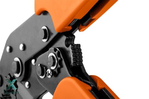Szczypce do zaciskania końcówek tulejkowych 0.25 - 6 mm2 NEO TOOLS
