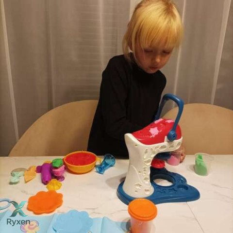 Masa plastyczna- zestaw Kruzzel 22563 KRUZZEL